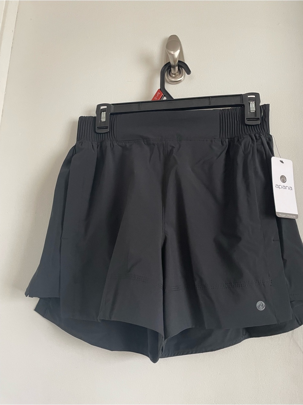 Apana Black High-Waist Women's Athletic Shorts